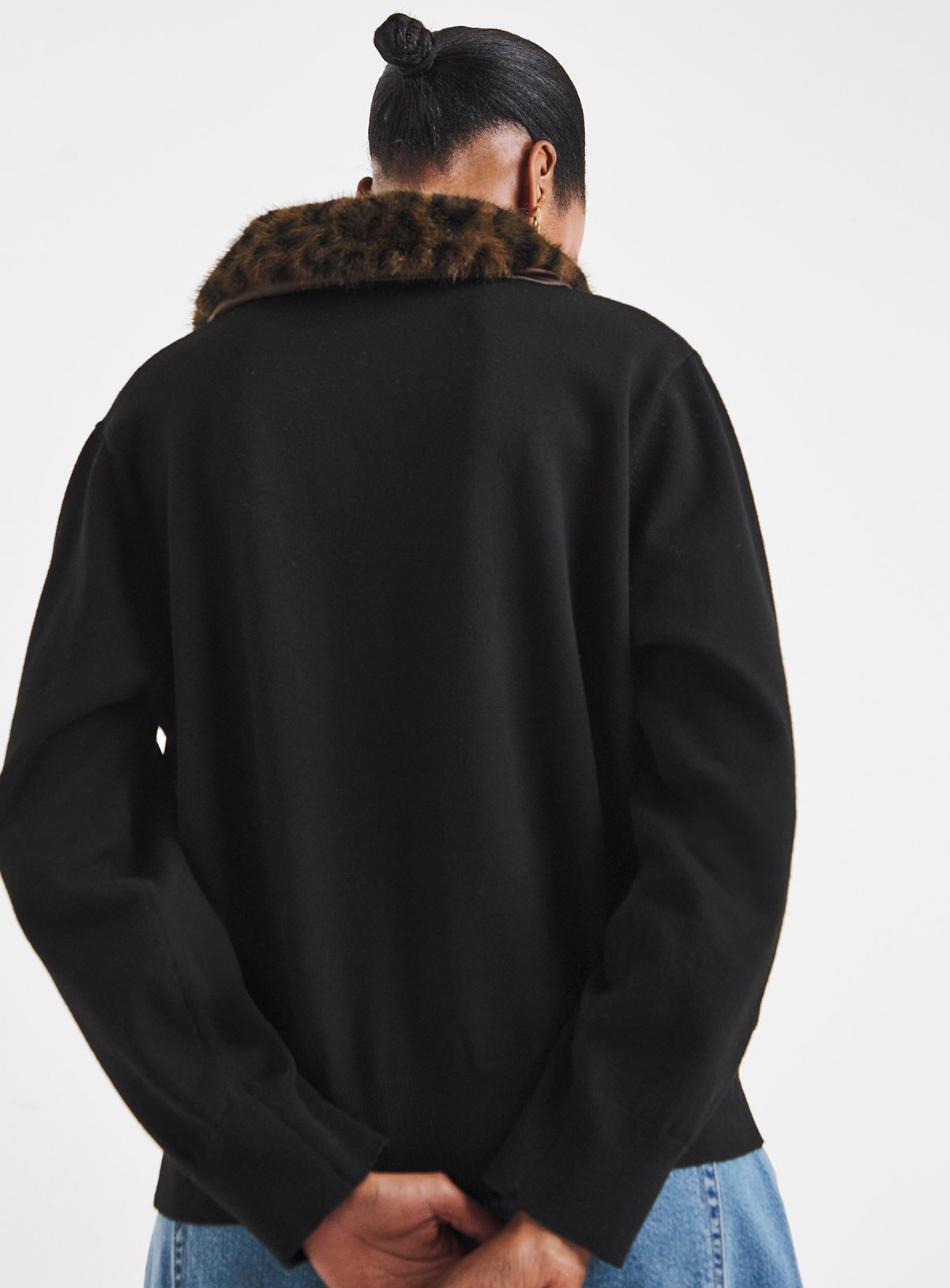 JD WILLIAMS Faux Fur Leopard Collar Cardigan 20-22 - Image 2 thumbnail